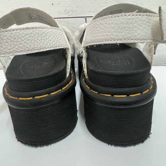 Dr Martens White Voss Quad Fluffy Sandals Sz 8 - Picture 7 of 9